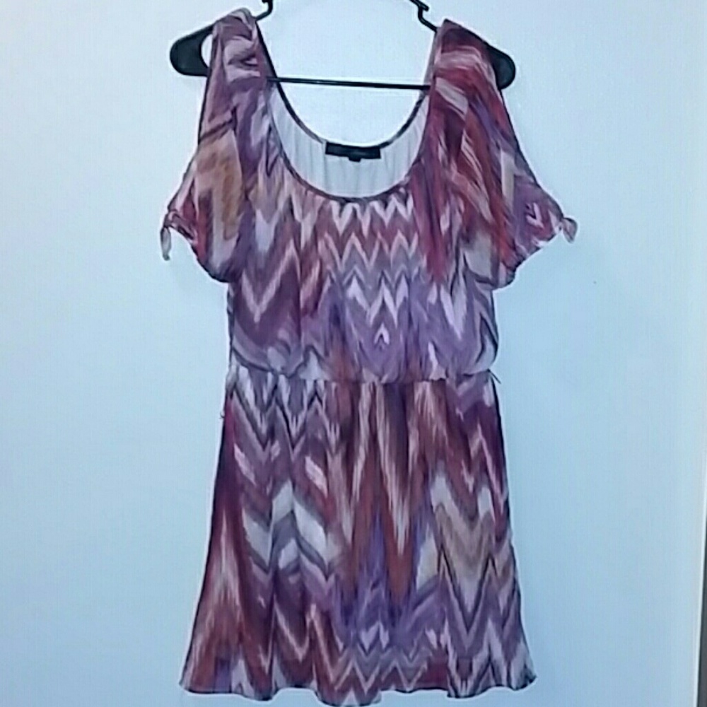 Colorful blouse/dress size M, peek a boo shoulders